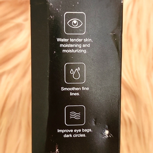 New Listing!! Brand New WTG GOLD COLLAGEN EYE GEL MASK-20CT - Picture 3 of 4